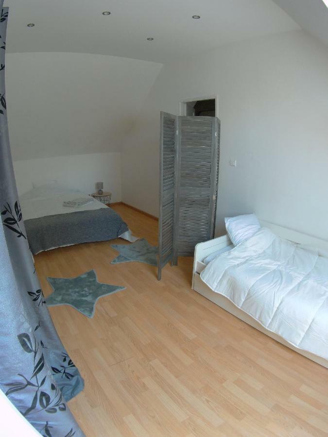 Au Bonheur Des Anes - Gite Topaze Le Quesnoy-en-Santerre 外观 照片